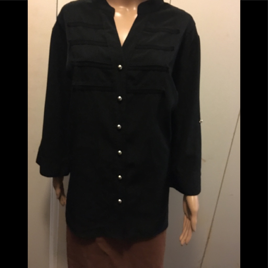Black Silver Button Bouse